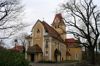 Apostelkirche Leipzig Großzschocher Windorf