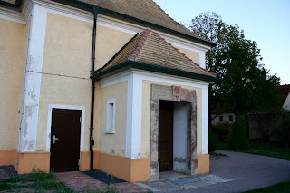 Eingang Kirche Leipzig Miltitz